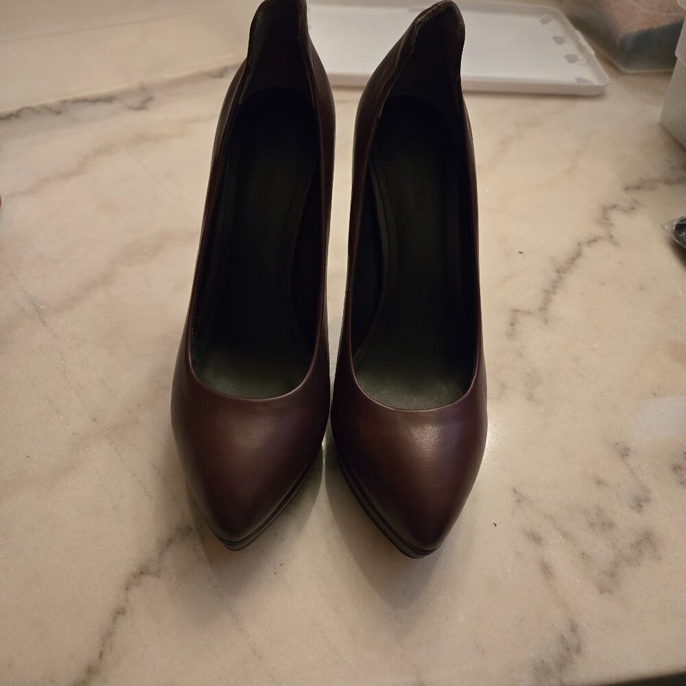 Pour La Victoire Platform Heels Brown Leather Pump Size 8.5